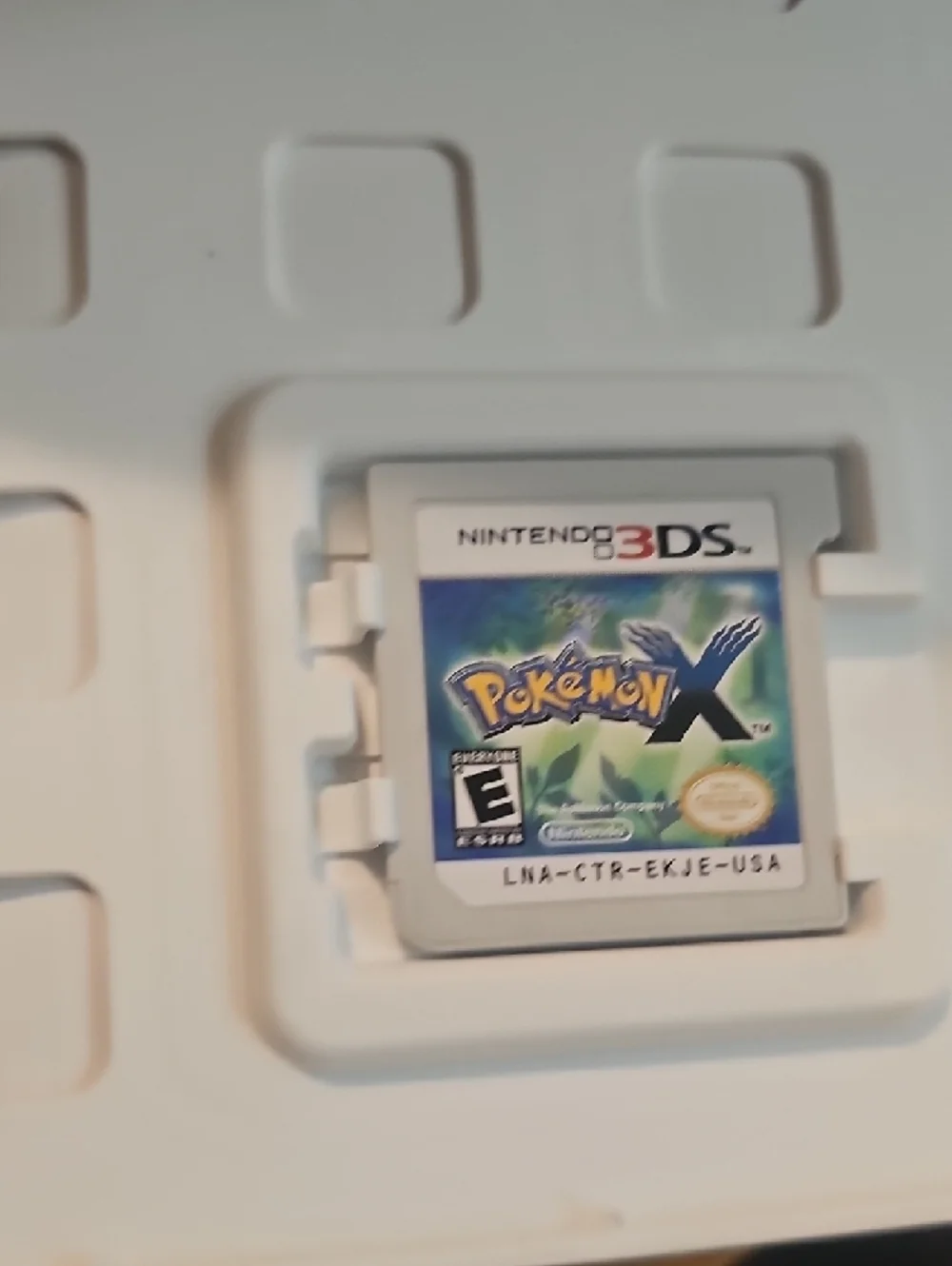 Nintendo Pokémon X - White Edition for Nintendo 3DS- Case/Game/Booklet Like NEW